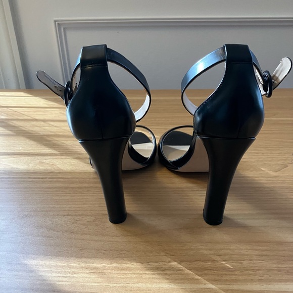 Zara Black Strappy Heeled Sandals - Picture 2 of 9